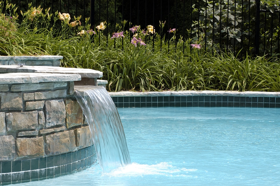 4 luxurious features to consider adding on to your swimming pool